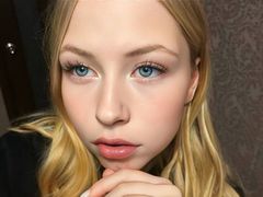 LeahMarney from LiveJasmin