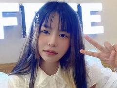 LeeXuewen from LiveJasmin