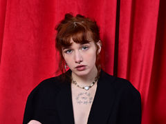 LeelooClar - female with red hair webcam at LiveJasmin