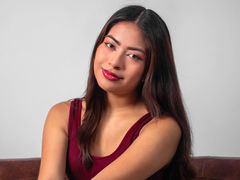 LeiaHoney from LiveJasmin