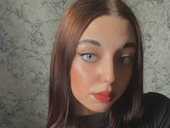 LeiaMoreno - female with brown hair webcam at LiveJasmin