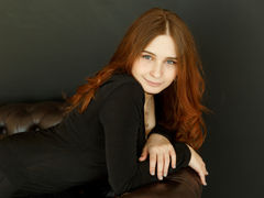 LeilaKirk - female with brown hair webcam at LiveJasmin