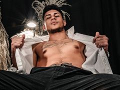 LeoCavalli from LiveJasmin