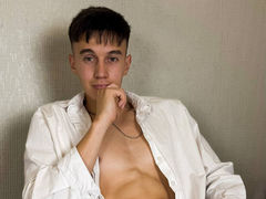 LeoKane from LiveJasmin