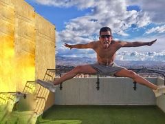 LeonDede from LiveJasmin