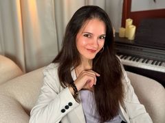 LeonaLane - female with brown hair webcam at LiveJasmin