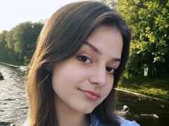 LeonoreAthmann from LiveJasmin