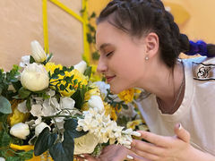 LeslieKorfs - female with brown hair and  small tits webcam at LiveJasmin