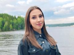 LeslieOpatzz from LiveJasmin