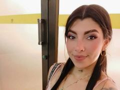 LesslyKity from LiveJasmin