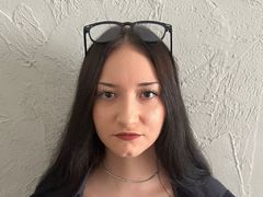 LessyLuiz - female with black hair webcam at LiveJasmin