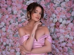 LesyaMoore - female with brown hair webcam at LiveJasmin