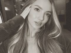 LexiBerg from LiveJasmin