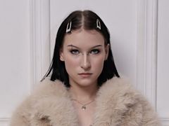 LeyaLoo from LiveJasmin