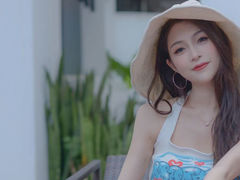 leiyang from LiveJasmin