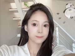 LiHuanxia from LiveJasmin