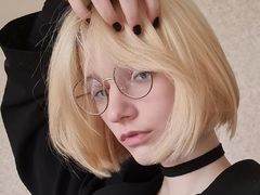 LiaKair - blond female webcam at LiveJasmin