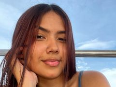 LiaKiity - female with black hair webcam at LiveJasmin