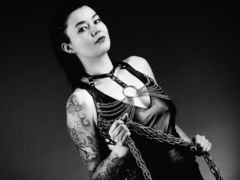 LiaVelvet - female with black hair and  big tits webcam at LiveJasmin