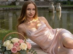LianaDawis from LiveJasmin
