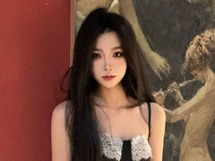 LianaYu from LiveJasmin