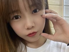 LiangYinyin from LiveJasmin