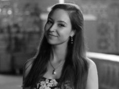 LibertyHuck - female with brown hair webcam at LiveJasmin