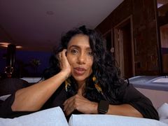 LiindaSanchez - female with black hair and  big tits webcam at LiveJasmin