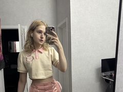 LilaMik from LiveJasmin