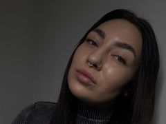 LilaSleng from LiveJasmin