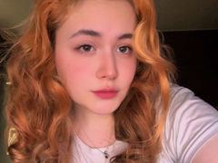 LiliPlishi from LiveJasmin