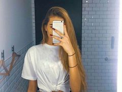 LilianBlue from LiveJasmin