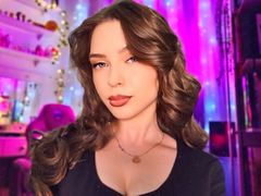LilianTintori - female with brown hair webcam at LiveJasmin