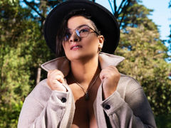 LilianaJara from LiveJasmin