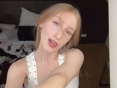 LiliyaTaft - female with red hair and  big tits webcam at LiveJasmin