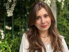 LiliyannaMoon from LiveJasmin
