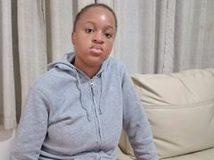 LillyPeachy from LiveJasmin