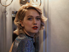 LiluCharm - blond female webcam at LiveJasmin