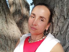 LilyBlack from LiveJasmin