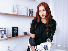 LinaElfi from LiveJasmin