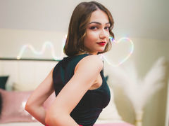 LinaLirian from LiveJasmin