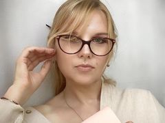 SunLina from LiveJasmin