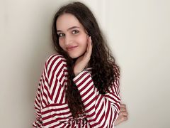 LindaRashdi from LiveJasmin