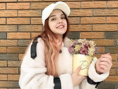 LindaSenpai - blond female with  big tits webcam at LiveJasmin