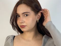 LinetteEcton - female with brown hair webcam at LiveJasmin