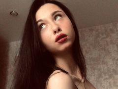 LingGilzow from LiveJasmin