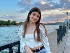 LiqueMira from LiveJasmin