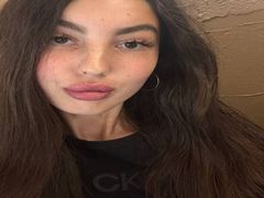 LiraRevery - female with black hair webcam at LiveJasmin