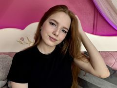 LisaDouglas - blond female webcam at LiveJasmin