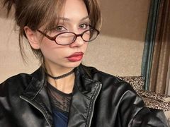 LisaSmean - female with brown hair and  small tits webcam at LiveJasmin
